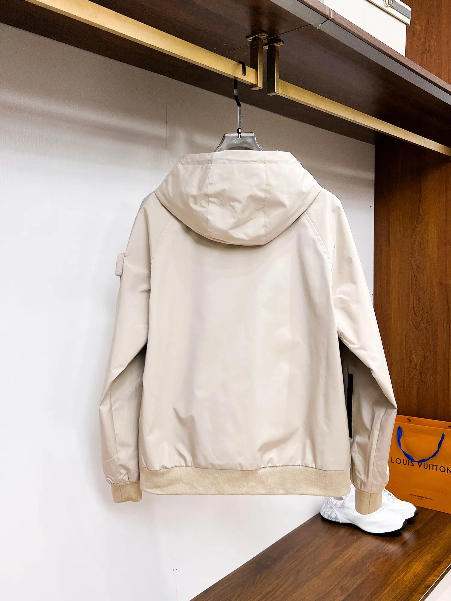 Same Style， ， 2026 New Arrival ，Original Premium Breathable ， ， ， Quality。 ， Sizes：M～3XL，